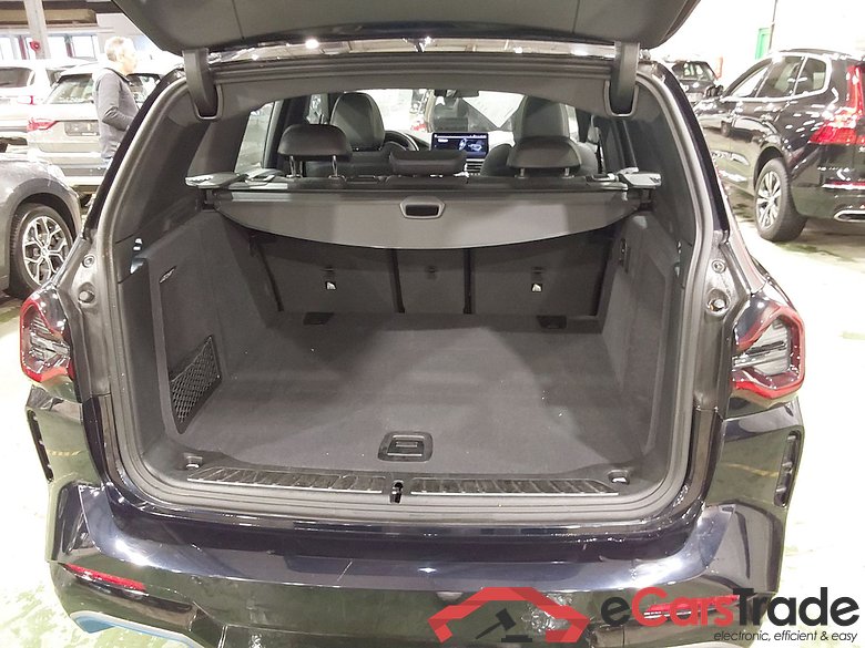 BMW IX3 80KWH AUTO #3