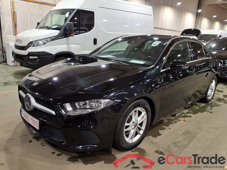 MERCEDES-BENZ CLASS A SEDAN DIESEL (V177) A 180 d Business Solution