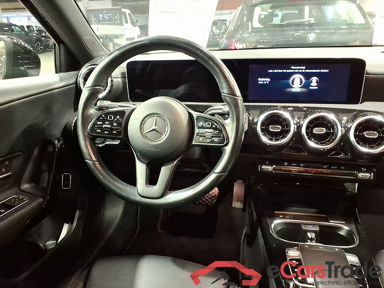 MERCEDES-BENZ CLASS A SEDAN DIESEL (V177) A 180 d Business Solution #6