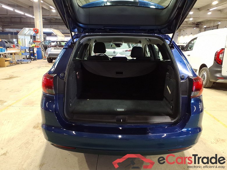 OPEL ASTRA SPORTS TOURER DIESEL - 2 1.5 Turbo D Edition S-S #3