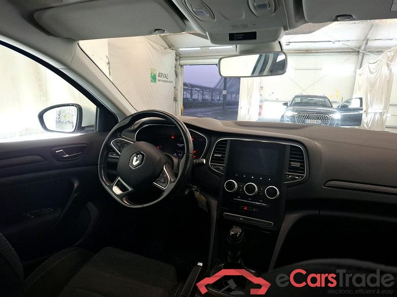 Megane IV Berline 5pt. Société Air Nav 1.5 dCi 90CV BVM6 E6 #5