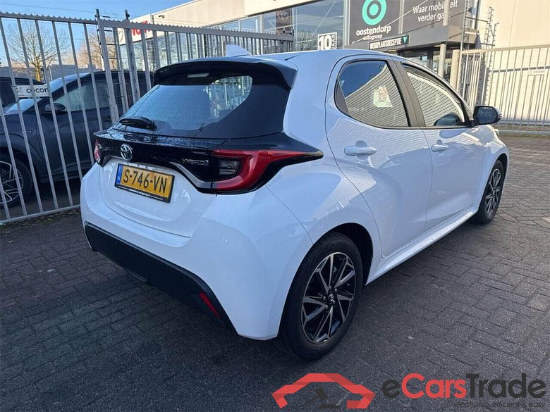 TOYOTA YARIS 1.5 Hybrid Dynamic #4