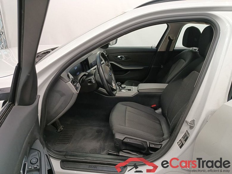 BMW 3 TOURING DIESEL - 2019 318 dA 150hp MHD AdBlue 5d #3