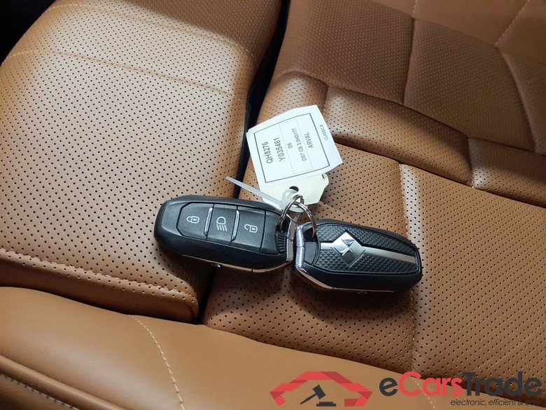 DS DS7 CROSSBACK DIESEL 2.0 BlueHDi 177 So Chic (EU6.2) 5d Auto #4