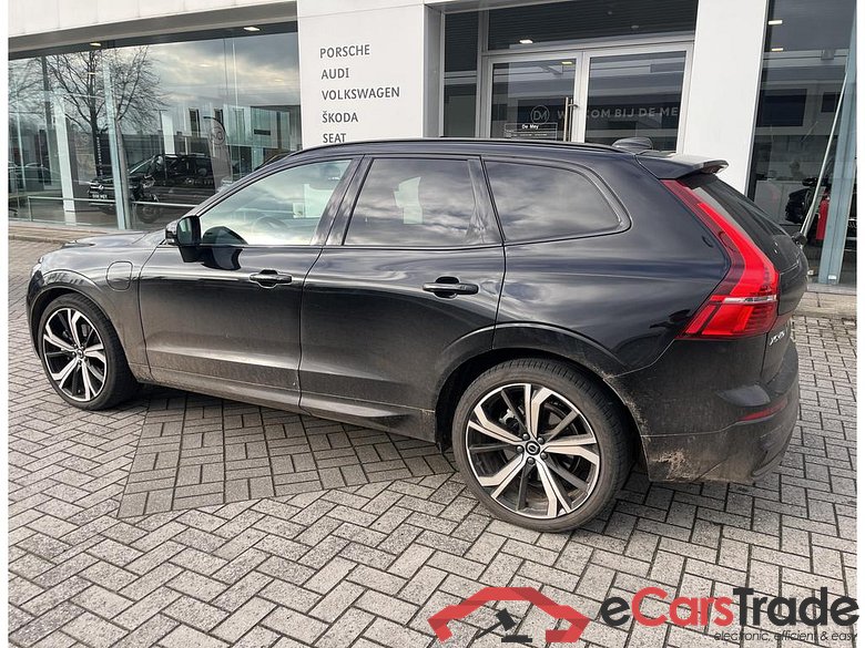 VOLVO XC60 2.0 T8 PHEV AWD Ultimate Dark (335kW) #2