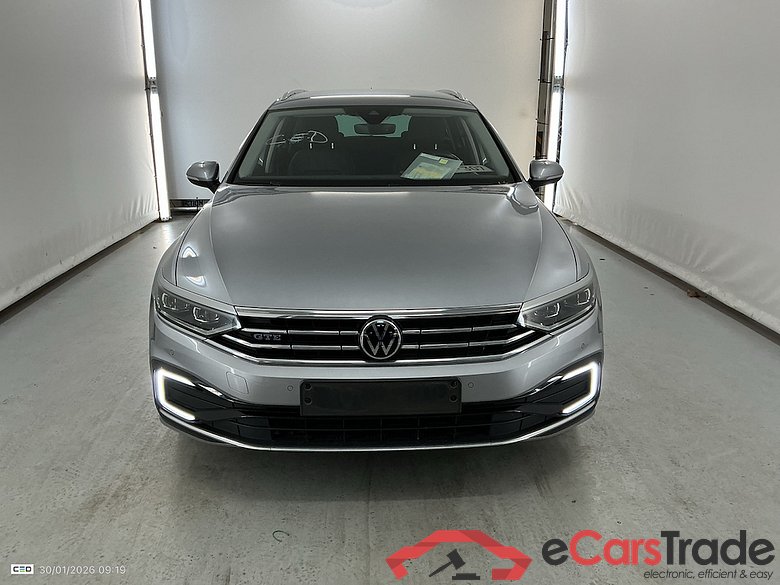 VOLKSWAGEN PASSAT VARIANT 1.4 TSI MSQ VARIANT GTE BUSINESS #2