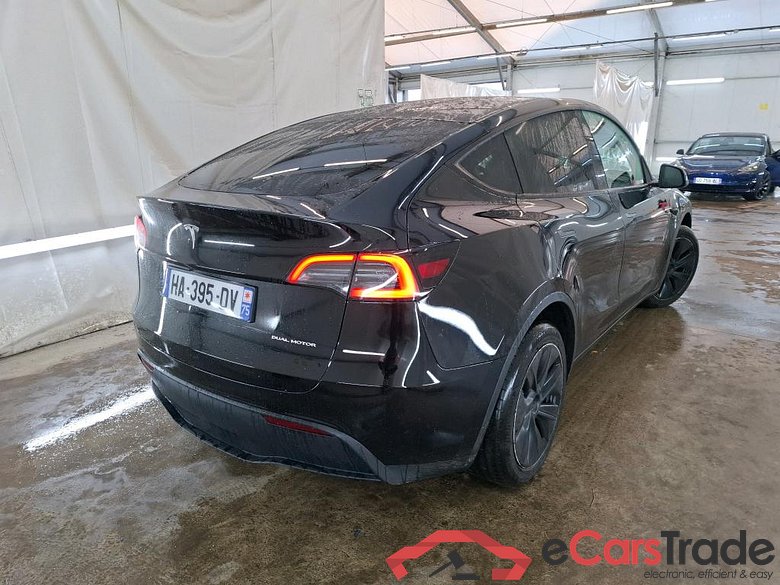 TESLA Model Y / 2020 / 5P / SUV Grande Autonomie Dual-Motor AWD #4