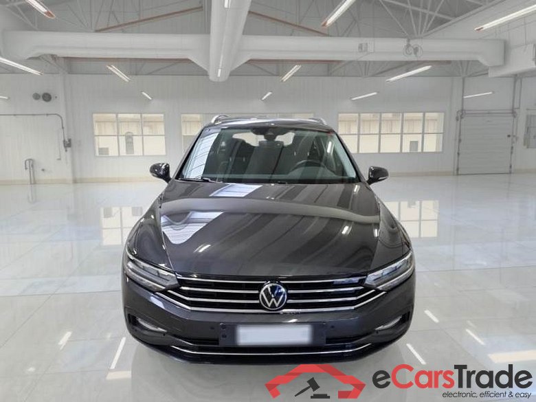 VOLKSWAGEN PASSAT / 2019 / 5P / STATION WAGON VAR. 2.0TDI SCR EVO 90KW BUSINESS DSG #6
