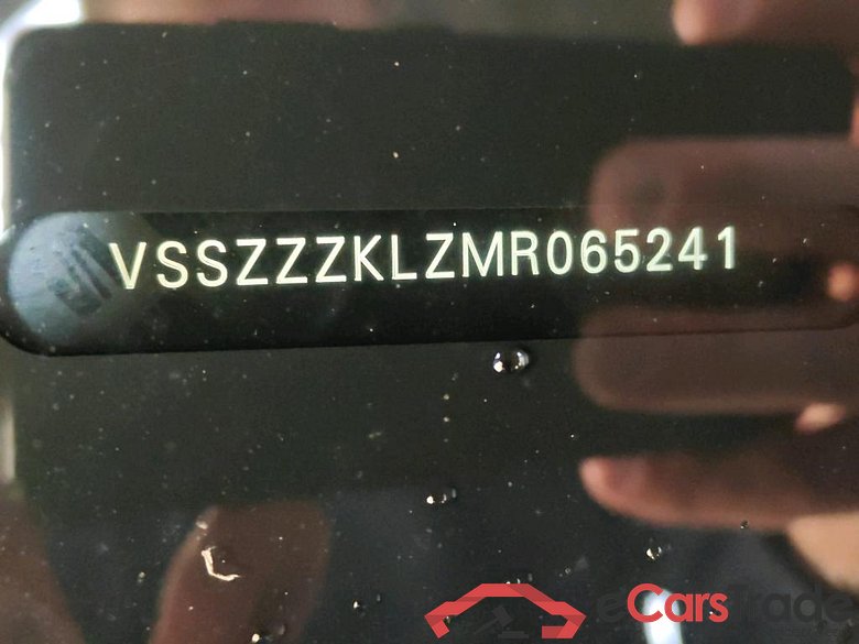 SEAT Leon Sportstourer 1.5 TSI FR Launch Edition 5d #6