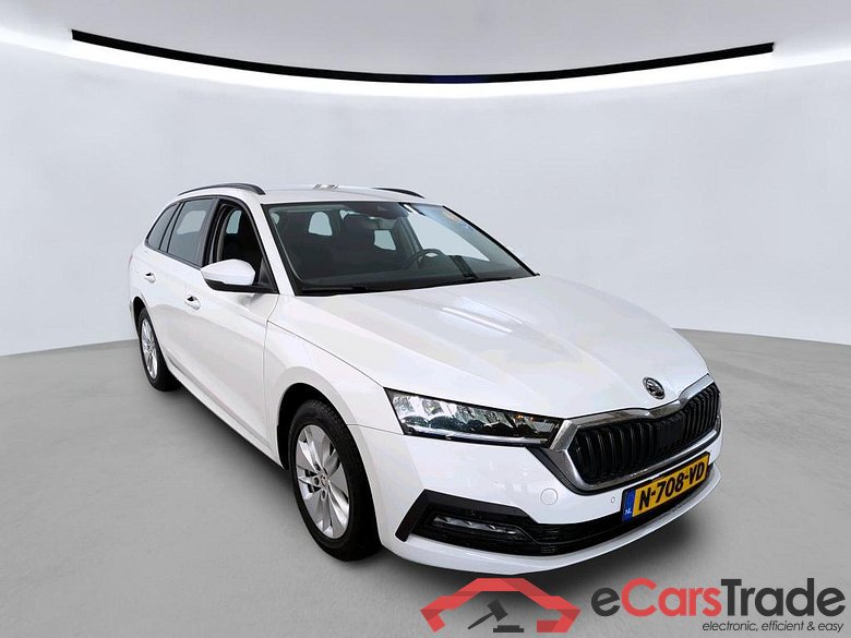 SKODA Octavia Combi 110 kW #4