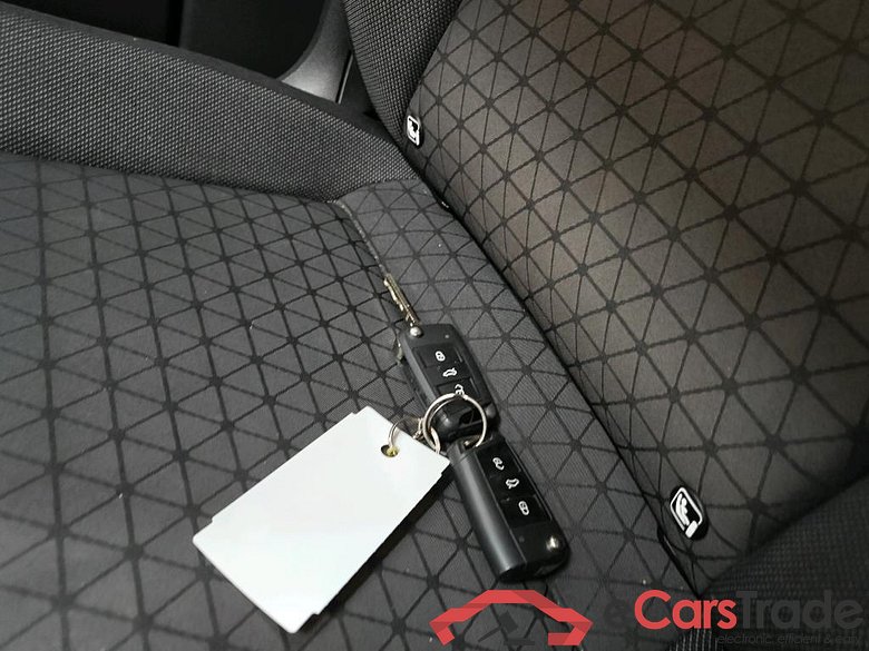 VOLKSWAGEN T-Cross 70 kW #6