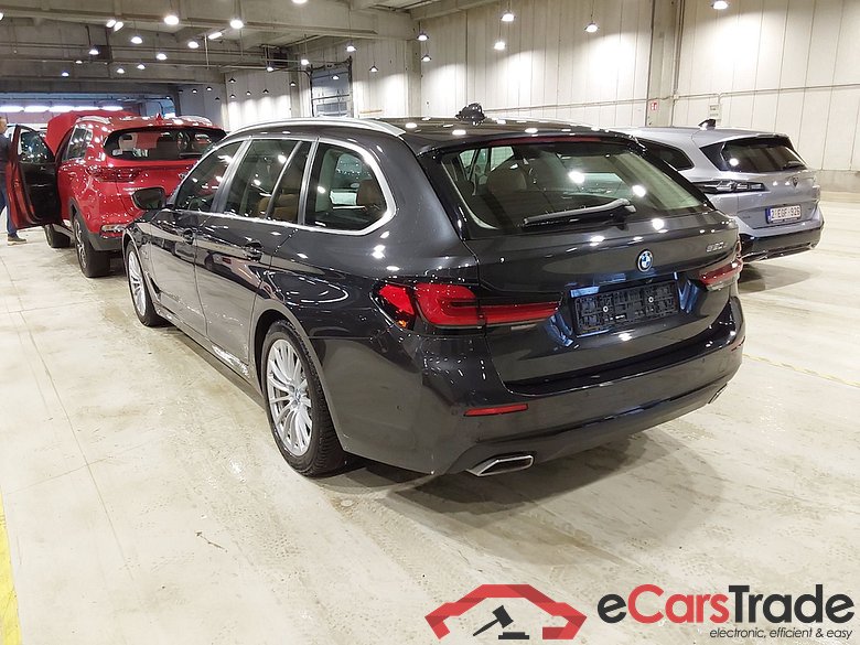 BMW 5 SERIES TOURING 2.0 520E TOURING AUTO #2