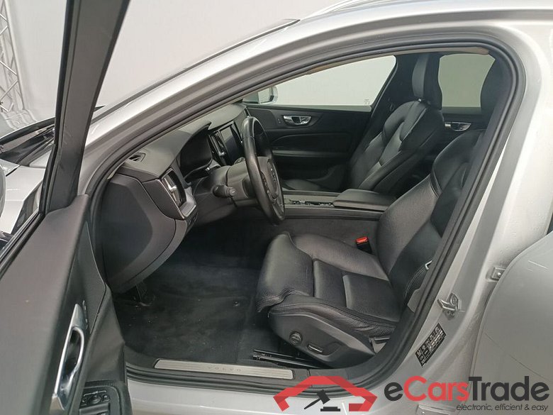 Volvo V60 D3 Geartronic Momentum Pro 5d #3
