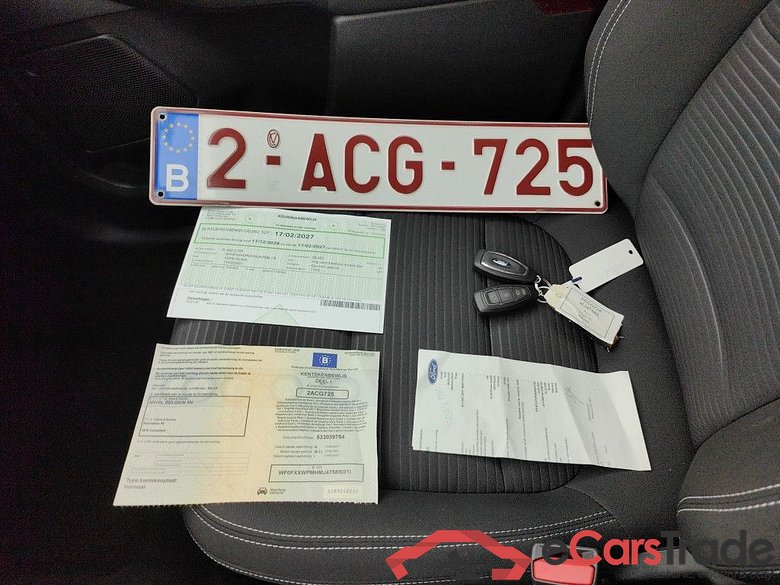 Ford Kuga 2.5i PHEV Aut. 165kW Titanium 5d #4