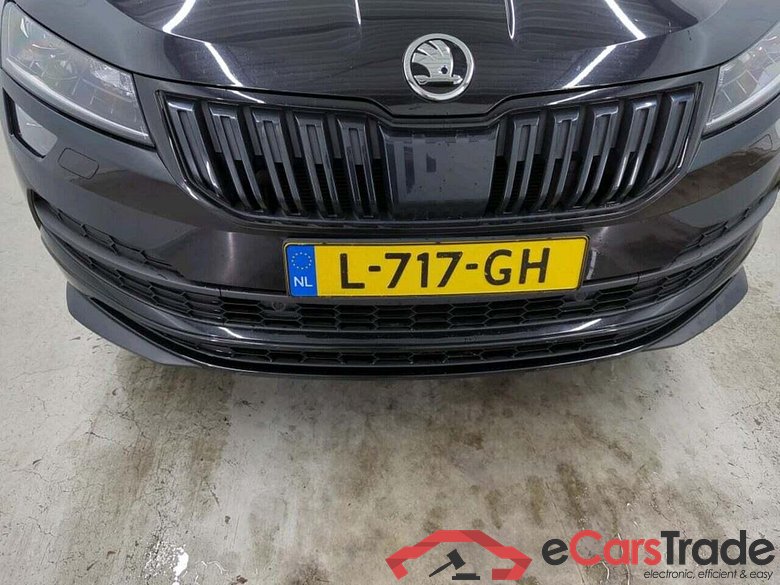 SKODA Karoq 1.5 TSI ACT Sportline Business #4
