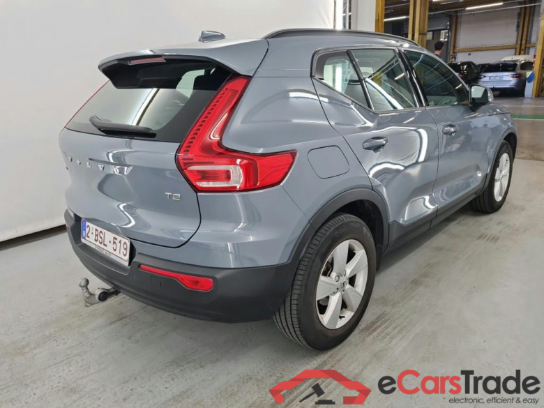 VOLVO XC40 1.5 T2 MOMENTUM CORE AUTO #4