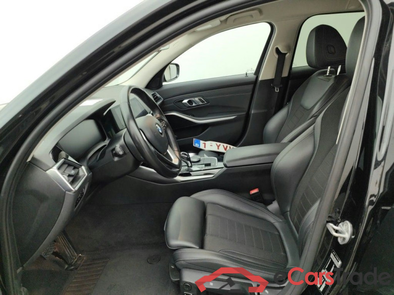 BMW 3 Reeks Touring 318dA (110 kW) 5d #3