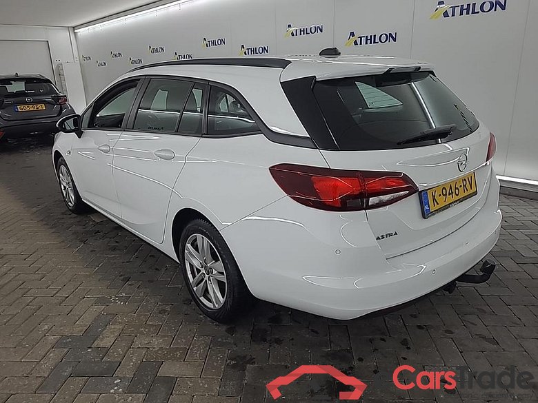 OPEL Astra Sports Tourer 1.2 turbo 81kW Edition 5D #4