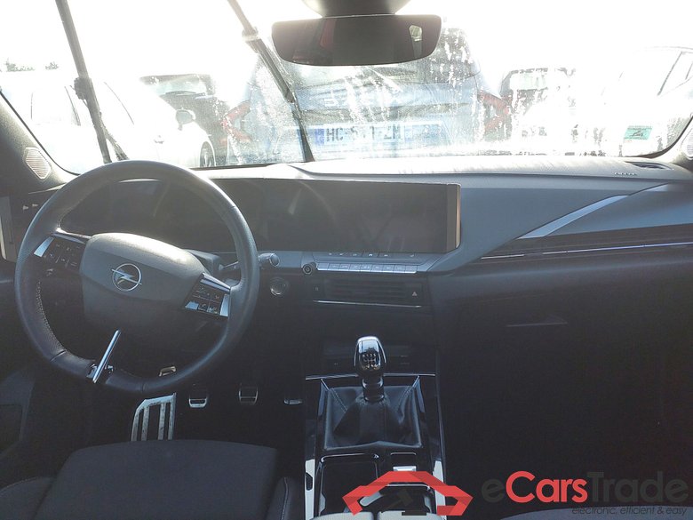 OPEL Astra SW 1,2 TURBO 130 CV BVM GS   #4