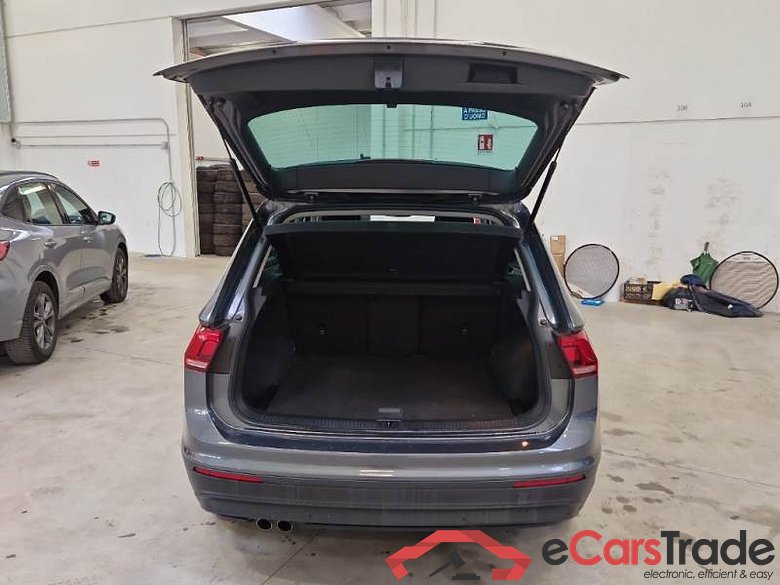 VOLKSWAGEN TIGUAN / 2016 / 5P / SUV 1.5 TSI 96KW BUSINESS BMT ACT #5