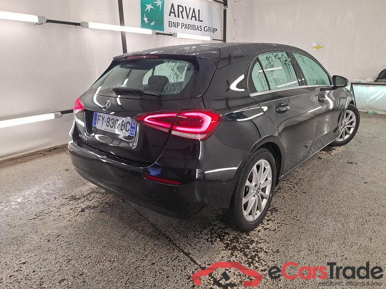 MERCEDES-BENZ Classe A Compact / 2018 / 5P / Berline A 200 d Business Line 8G-DCT #3