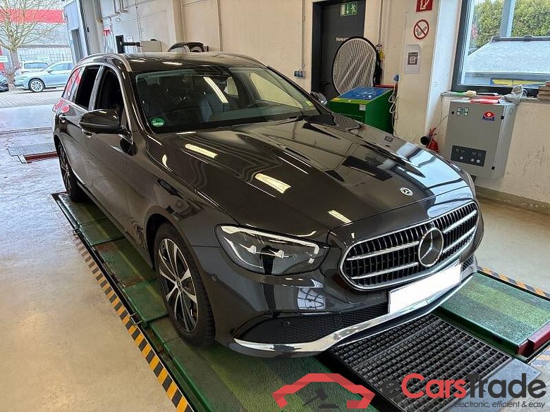 Mercedes-Benz E T-Modell (BM 213)(06.2016->) DE - Kb5 E 300 de EU6d, T de Avantgarde (EURO 6d), (Facelift) 2020 - 2023 #2