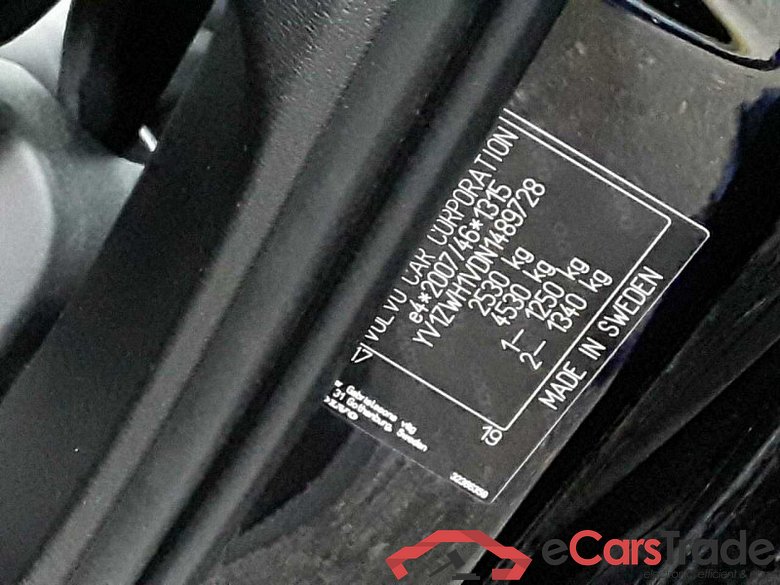 Volvo V60 Kombi (2018->) DE - Kb5 T6 Twin Engine AWD PHEV EU6d, R Design Plug-In AWD (E6d), 2021 - 2021 #6