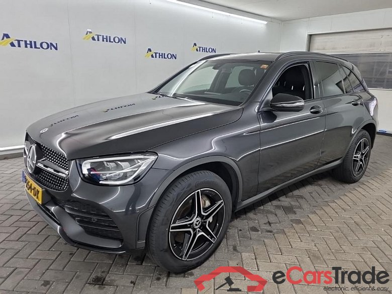 MERCEDES-BENZ GLC GLC 300e 4MATIC Business Solution AMG 5D 235kW