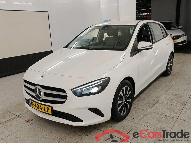 Mercedes-Benz B-Klasse B 180 7G-DCT Business Solution 5d #1