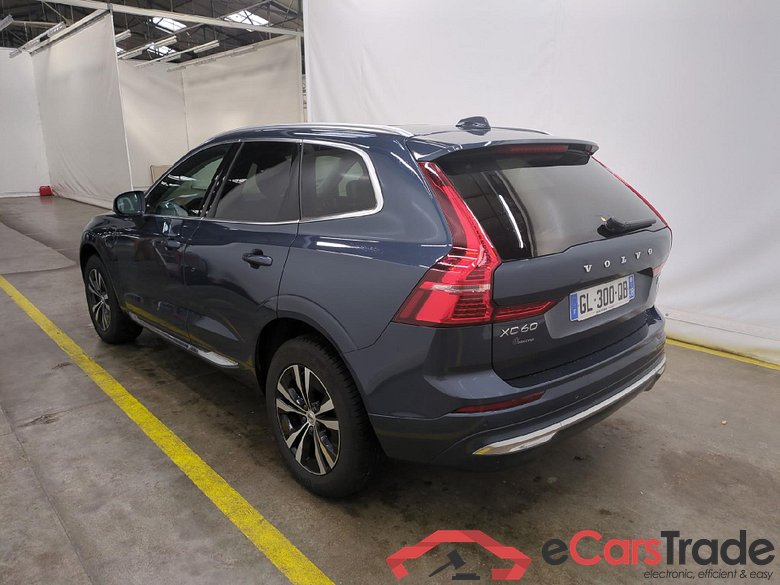 VOLVO XC60 / 2021 / 5P / SUV Recharge T6 350 Geartronic 8 Start #3