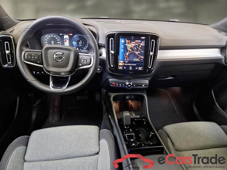 VOLVO XC40 / 2021 / 5P / SUV T5 RECHARGE PLUG-IN AUTO PLUS BRIGHT #3