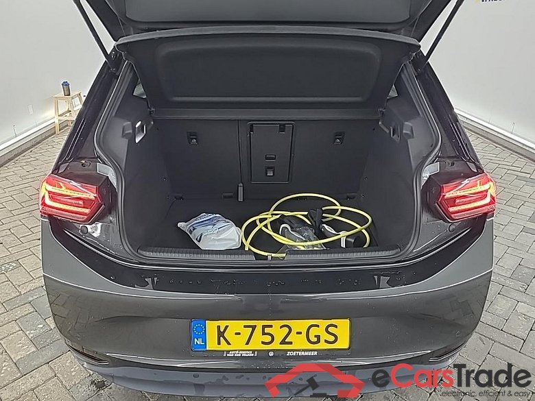 VOLKSWAGEN ID.3 58kWh 1st Plus auto 5D 150kW #5