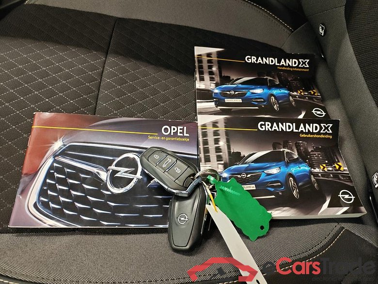 Opel Grandland X 1.2 Turbo S&S 96kW Bus. Executive Auto 5d #4
