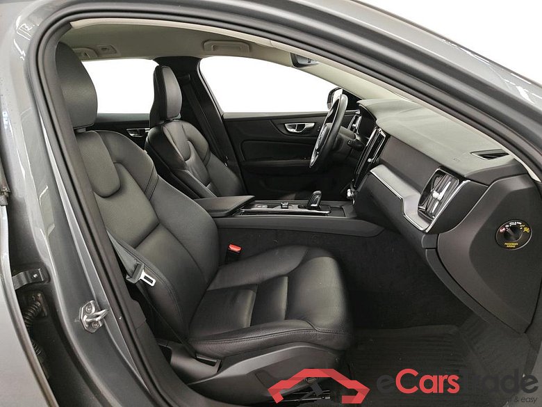 Volvo V60 B3 Automaat Momentum Advantage 5d #3