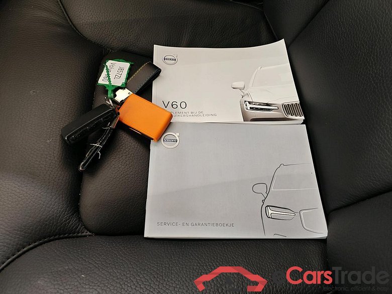 Volvo V60 B3 Automaat Momentum Advantage 5d #4