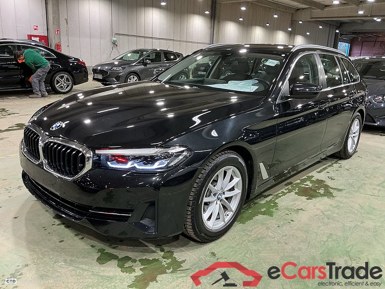 BMW 5 SERIES TOURING 2.0 520D 120KW TOURING AUTO