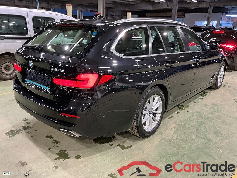 BMW 5 SERIES TOURING 2.0 520D 120KW TOURING AUTO #4
