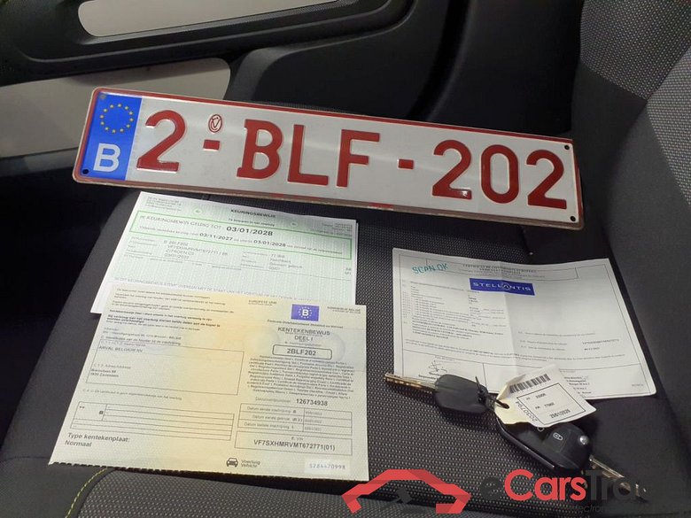 Citroën C3 1.2 PureTech 83 S&S MAN Live 5d #4