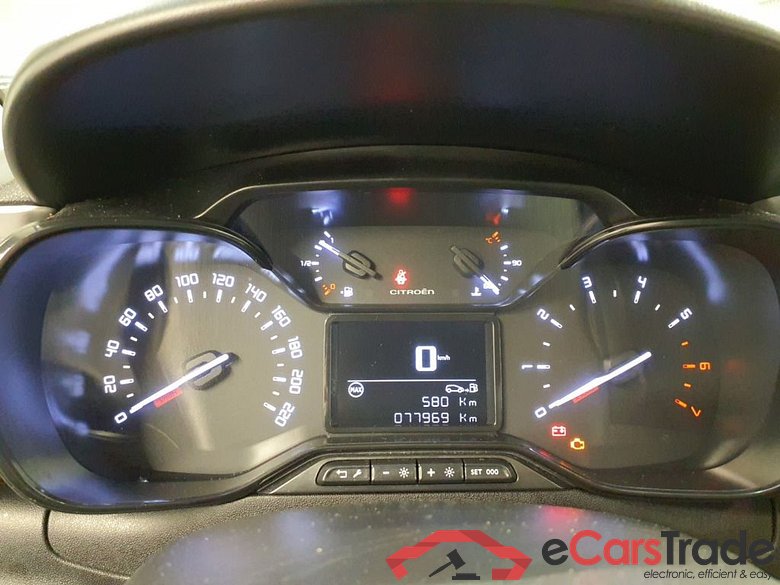 Citroën C3 1.2 PureTech 83 S&S MAN Live 5d #6