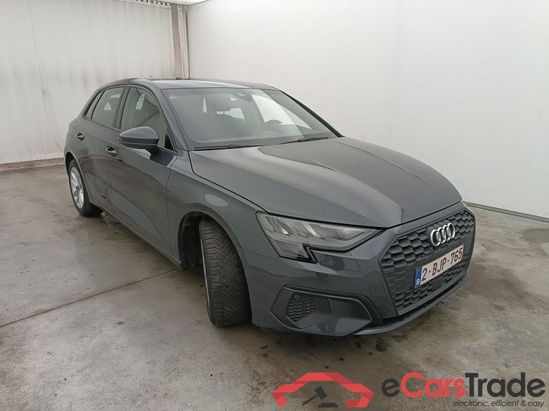 Audi A3 Sportback 2.0 30 TDi 85kW S tronic Business Ed. 5d #5