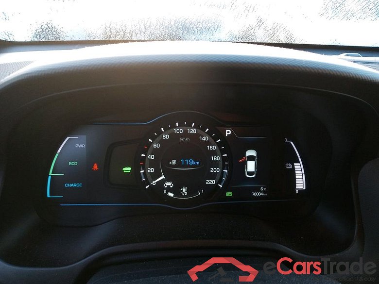 HYUNDAI IONIQ / 2016 / 5P / berlina con portón 1.6 GDI HEV Tecno DCT #4