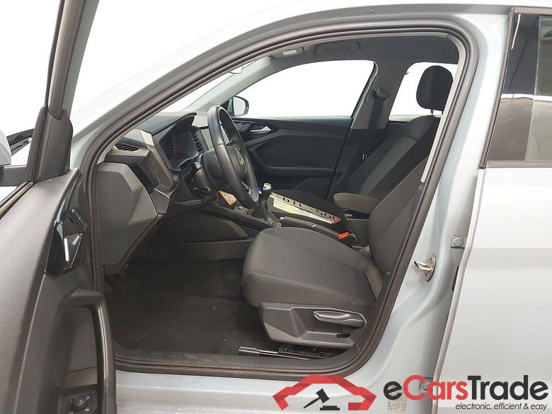 Audi A1 Sportback 1.0 25 TFSI 70kW Attraction 5d #3