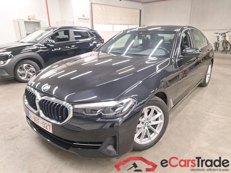 BMW - BMW 5 BERLINE 518dA 136PK Business Edition With Dakota Heated Seats