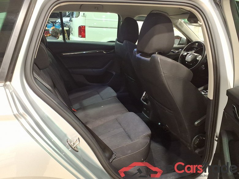 SKODA Octavia 2.0 CRTDI 85KW DSG7 CLEVER+ #5
