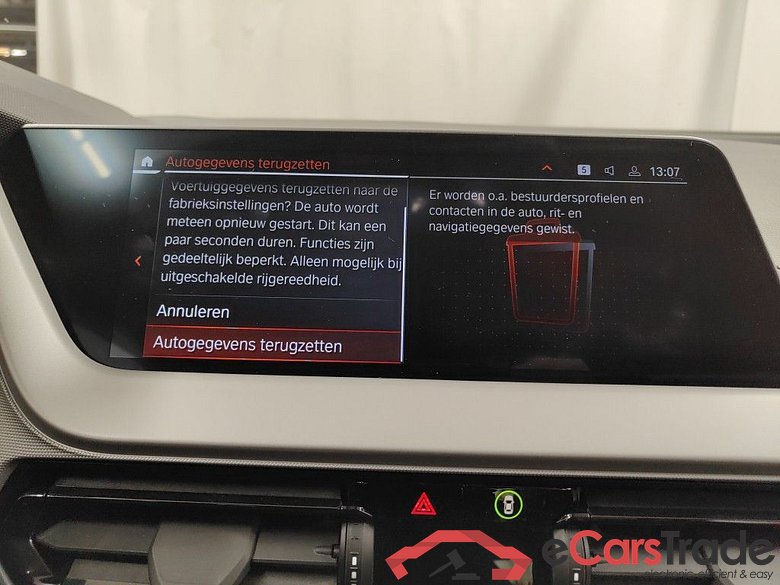 BMW 1 Reeks Hatch 118iA (100 kW) 5d #4