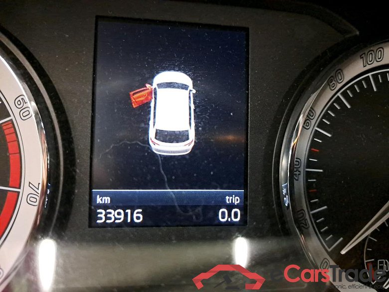 SKODA - SKO KAROQ TSI 150PK Clever Pack Safety & Navigation & Removable Trailer hook & Front & Rear Sensors & Camera    * PETROL * #5