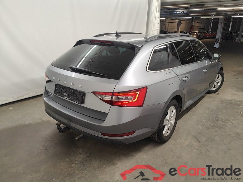 Skoda Superb Combi 2.0 CRTDI 110kW DSG7 Ambition 5d #2
