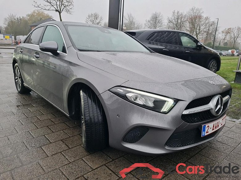 MERCEDES-BENZ A-CLASS LIMOUSINE 1.3 A 250 E BUSINESS SOLUTION DCT #2