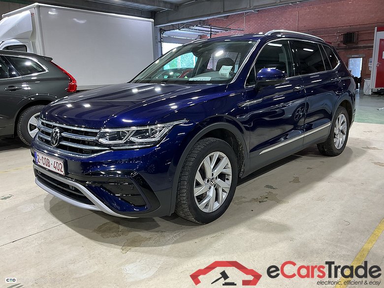 VOLKSWAGEN Tiguan 1.5 TSI ELEGANCE DSG