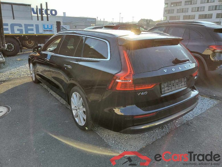 Volvo V60 Kombi (2018->) DE - Kb5 B4 (Diesel) EU6d, Ultimate Bright Mild-Hybrid (EURO 6d), 2021 - 2022 #4